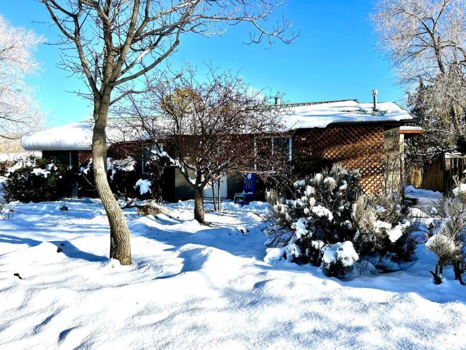 Fully Furnished, Serene Taos House Extérieur photo
